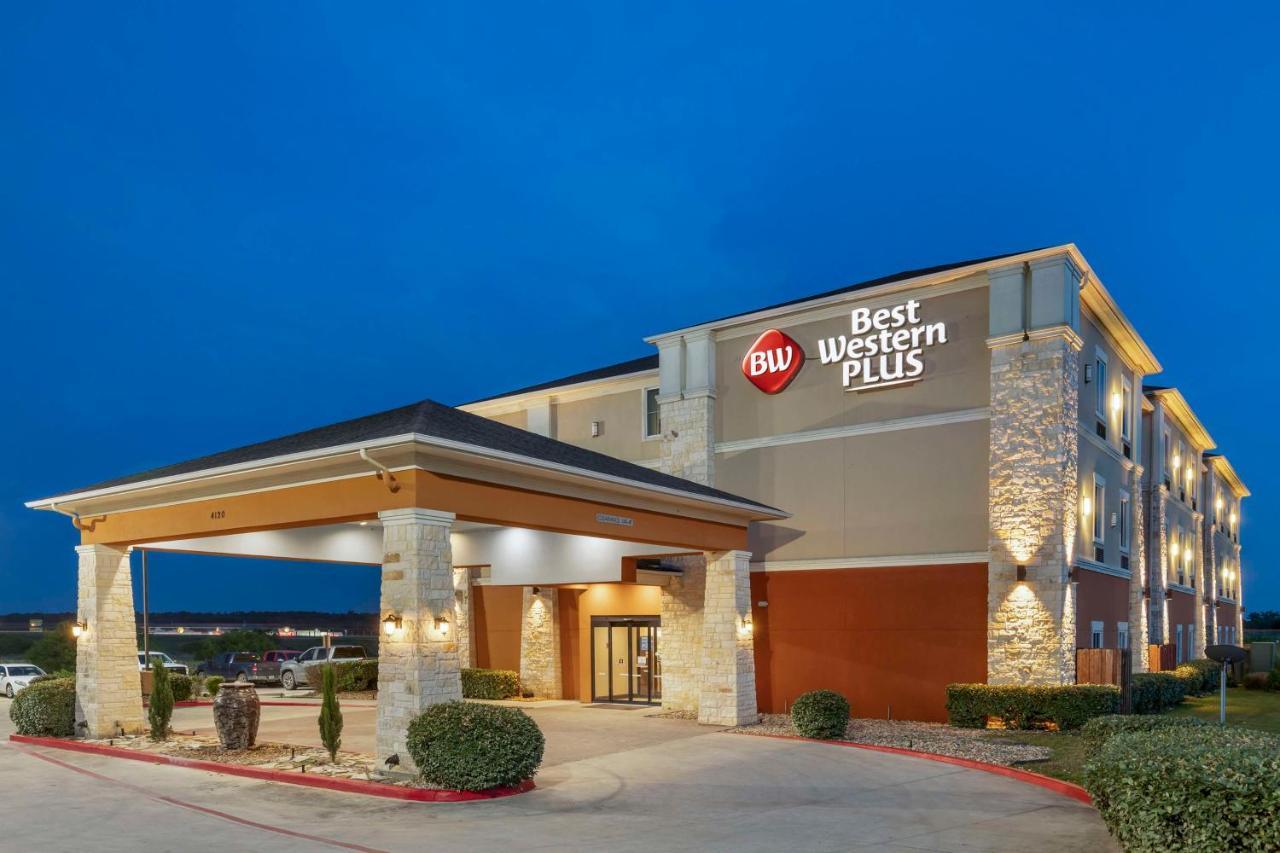 Best Western Plus Longhorn Inn & Suites Luling Esterno foto